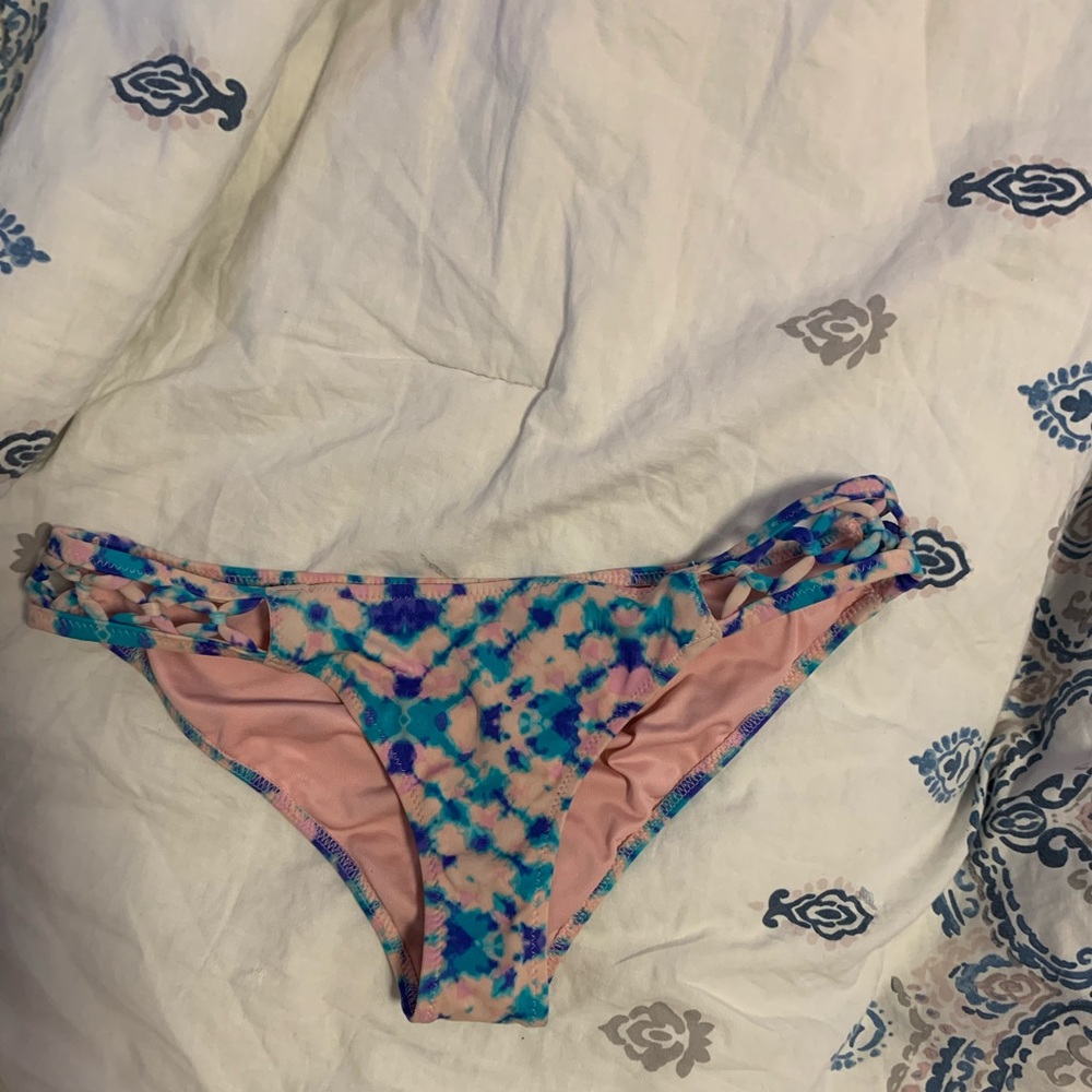 bikini bottoms